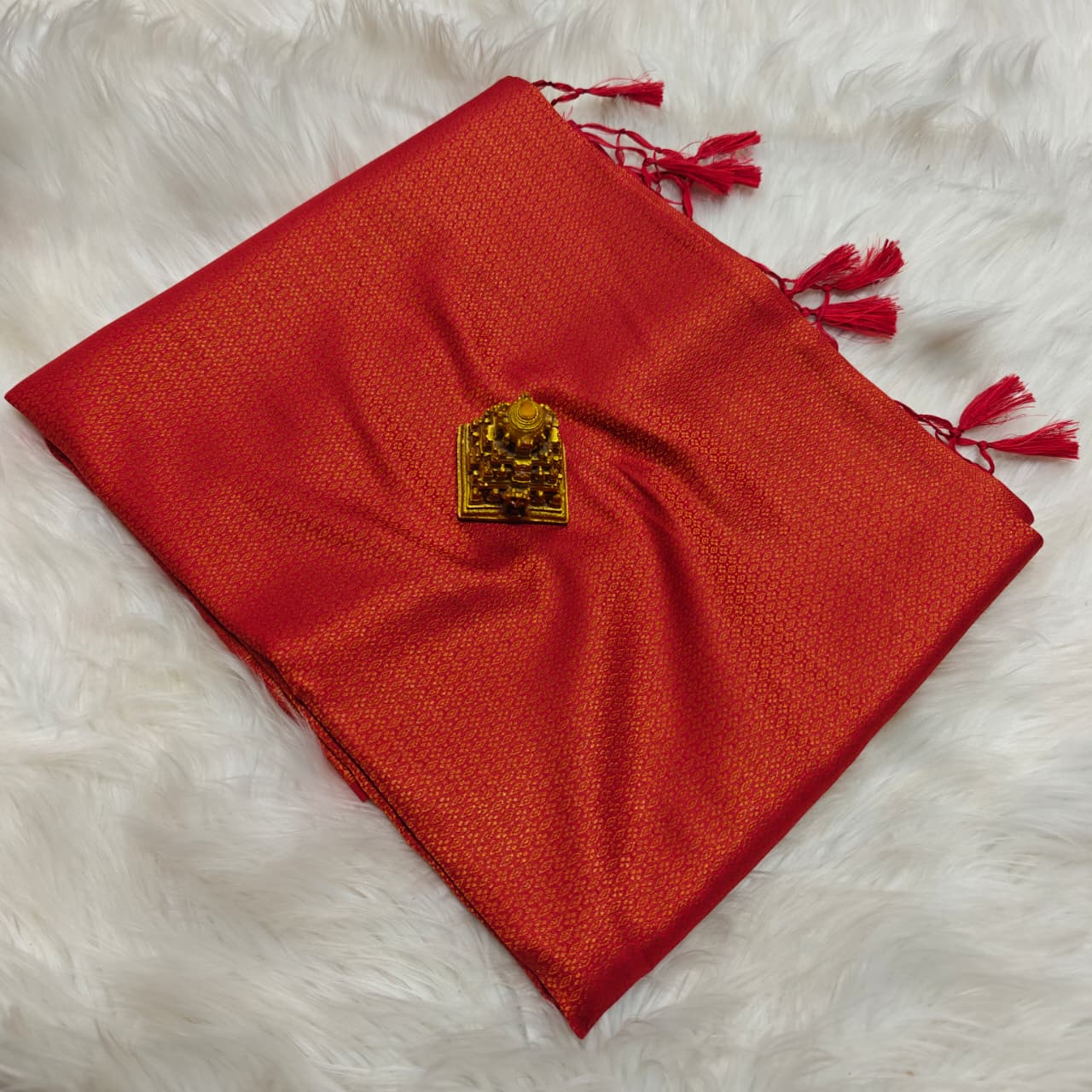 The Copper Softy sounds stunning Saree