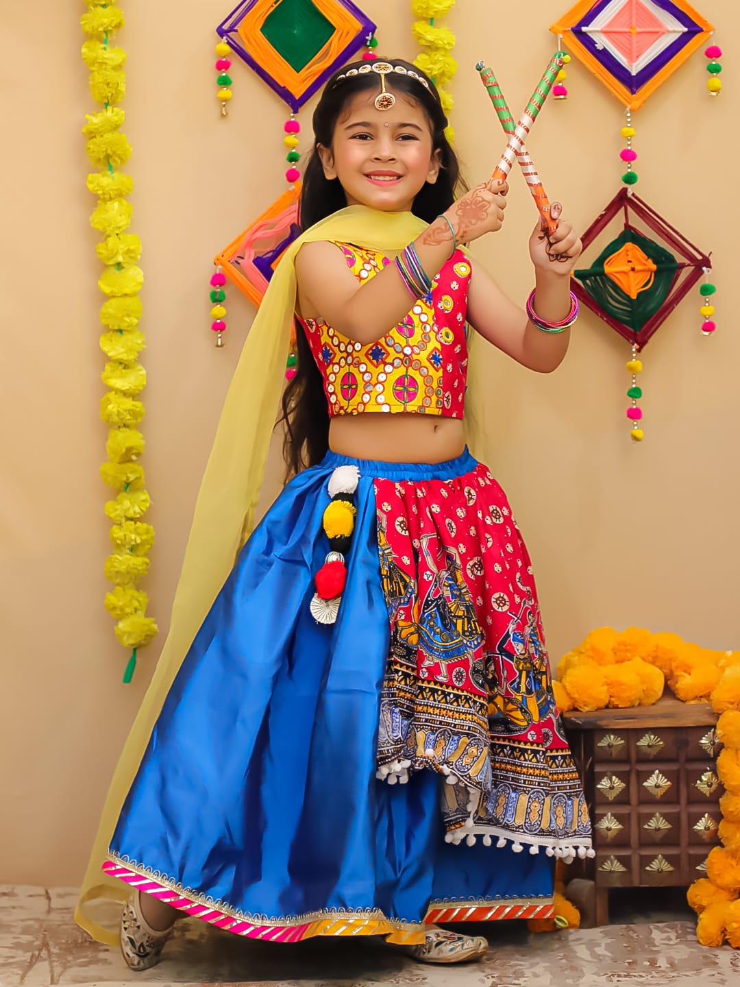 eEmbroidered double print top with one side high low &nbsp;tapeta silk lehenga and net dupatta