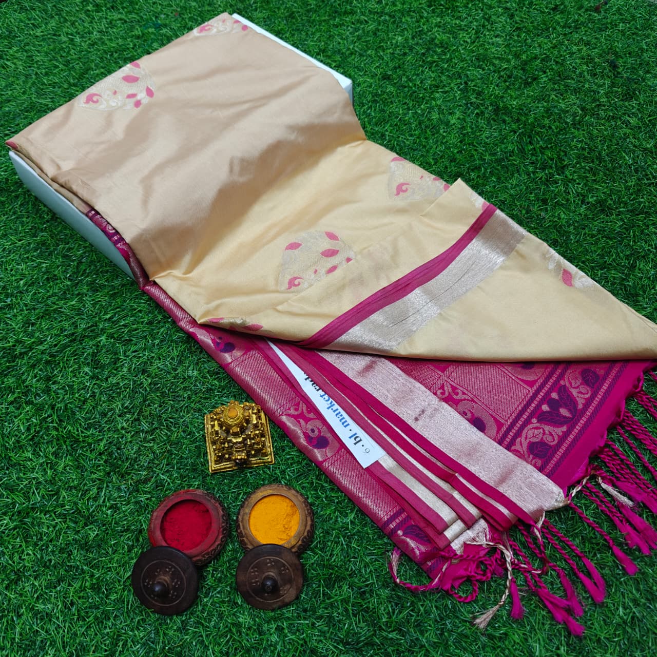 Luxurious soft silk saree