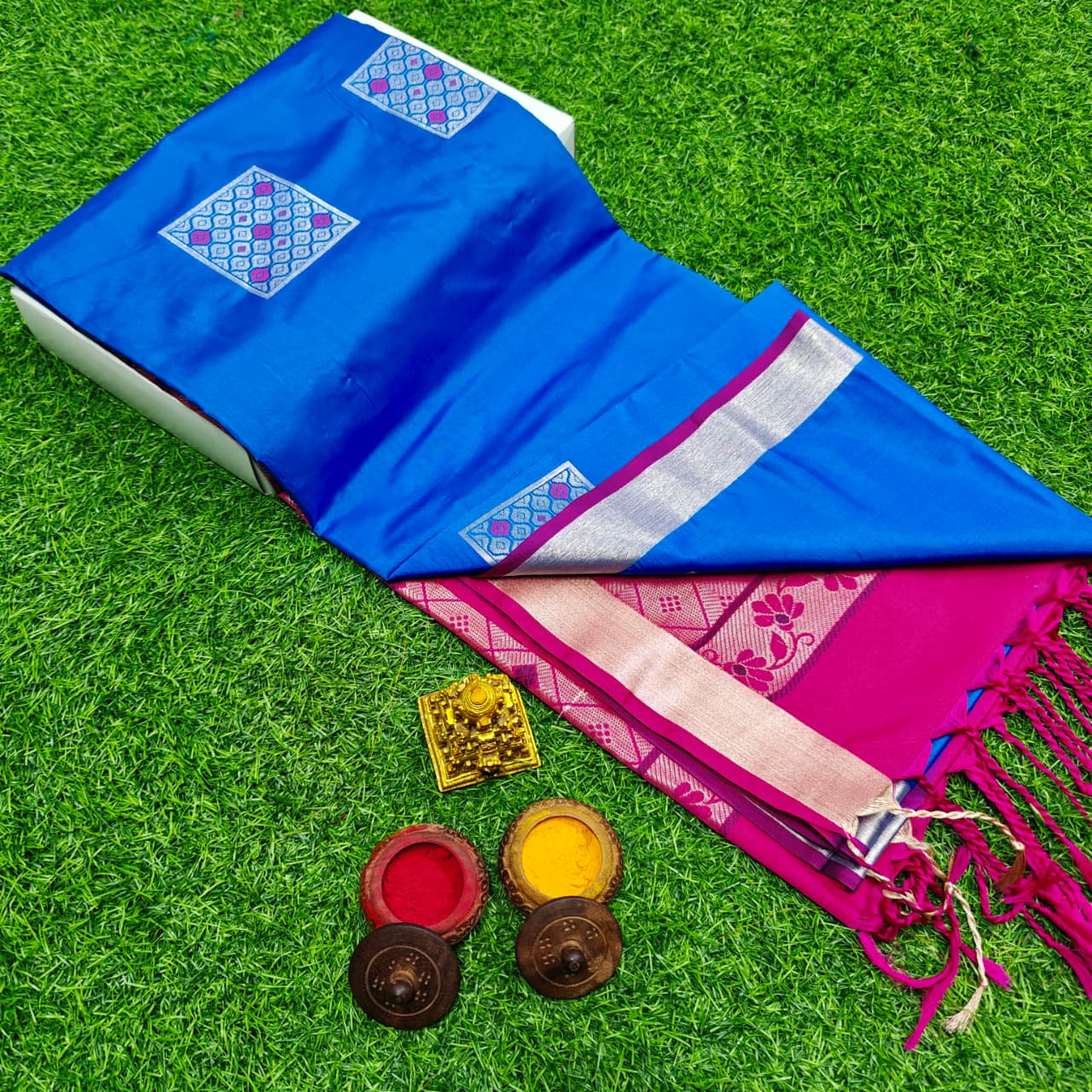 Luxurious soft silk saree