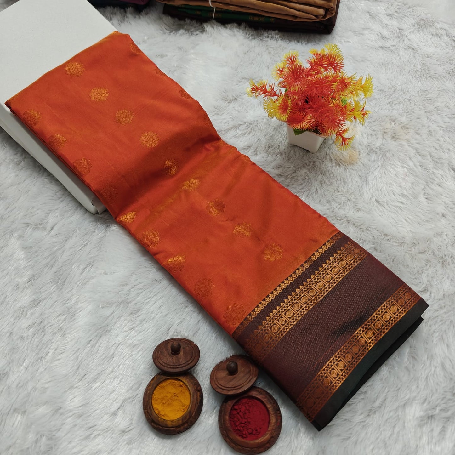 beautiful Rettai Petta Border Soft Silk Saree