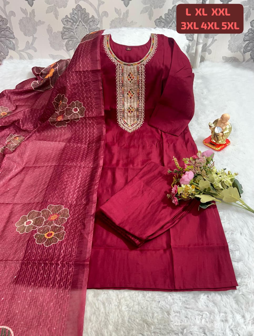 looking at a stunning Kurti Pent Dupatta Set