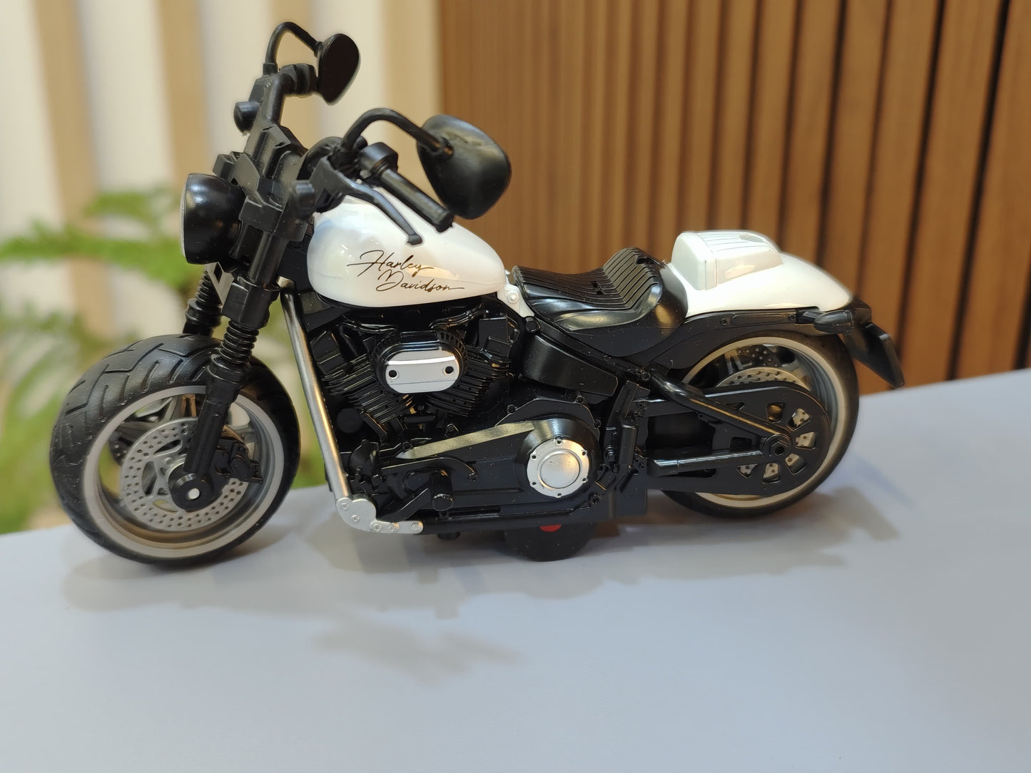 Harley-Davidson Style Die-Cast Bike Model